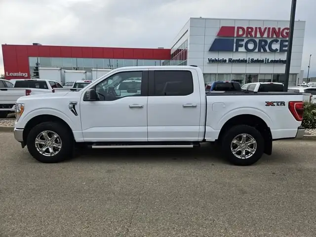 2023 Ford F-150 XLT 4WD SuperCrew 5.5' Box, 3.3L V6 Gas, XTR Pac in Cars & Trucks in St. Albert - Image 3