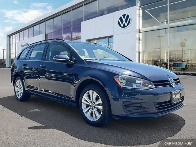 2017 Volkswagen Golf SportWagen Trendline | Connectivity dans Autos et camions dans Tricities/Pitt/Maple - Image 8
