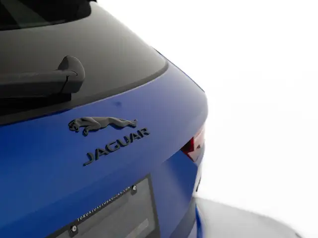 2021 Jaguar F-Pace P400 | R-DYNAMIC S | BLACK PKG | 22 IN WHEELS in Cars & Trucks in Mississauga / Peel Region - Image 47