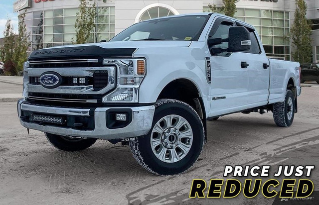  2022 Ford Super Duty F-350 SRW XLT 8' Box Call  780-938-1230 in Cars & Trucks in Edmonton