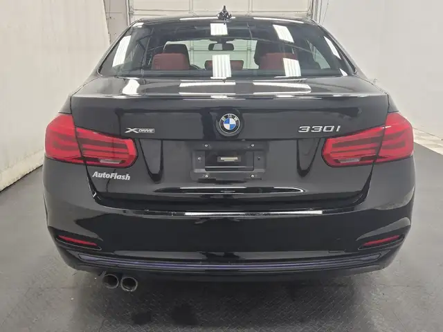 2018 BMW 330i xDrive CAMERA, BLUETOOTH, VOLANT & SIEGES CHAUFF, in Cars & Trucks in Longueuil / South Shore - Image 7