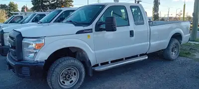 Call 416-648-0721 - ONE OWNER - Runs great - 2014 f250 Pickup truck - 4X4 - 4-Wheel Drive - crew Cab...