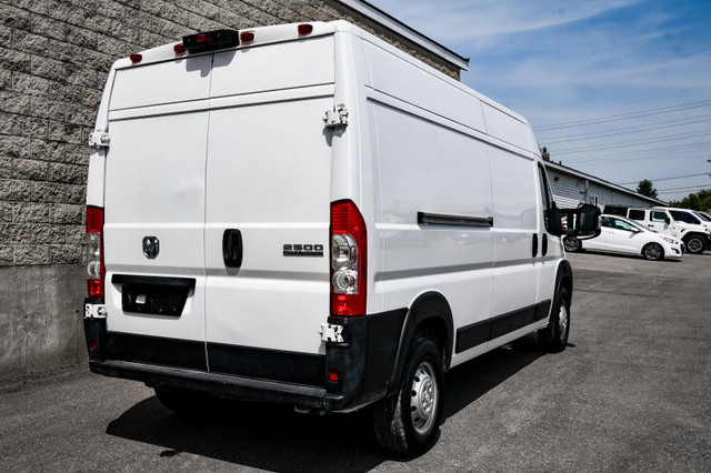 2023 Ram ProMaster Cargo Van 2500 High Roof 159 • REAR CAM in Cars & Trucks in Ottawa - Image 3