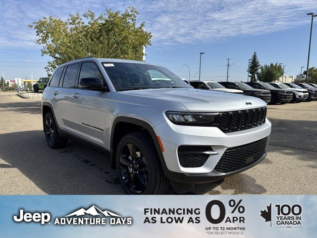 2025 Jeep Grand Cherokee Altitude in Cars & Trucks in Edmonton