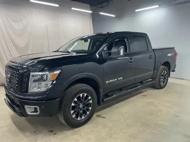 2019 Nissan Titan Pro-4X in Cars & Trucks in Guelph - Image 4