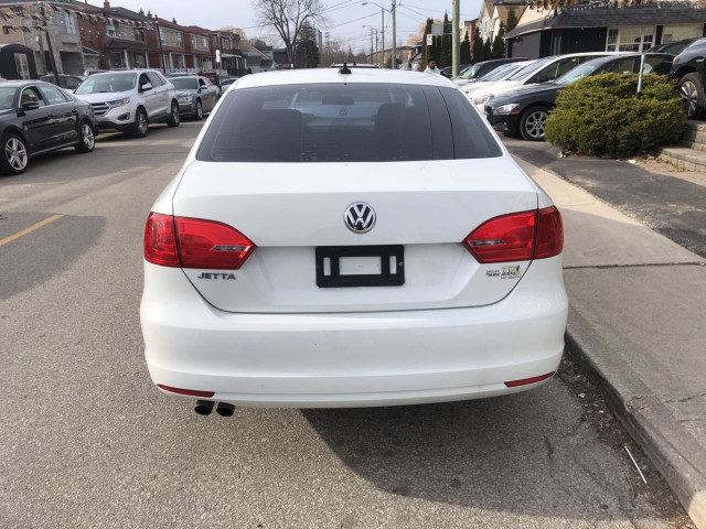 2014 Volkswagen Jetta 2.0 TDI Highline in Cars & Trucks in City of Toronto - Image 3