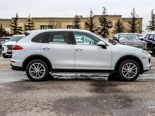 2016 PORSCHE CAYENNE AWD in Cars & Trucks in Markham / York Region - Image 3