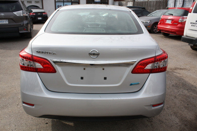 2014 Nissan Sentra No Accidents, 2 keys, 35 Service records! in Cars & Trucks in City of Toronto - Image 4