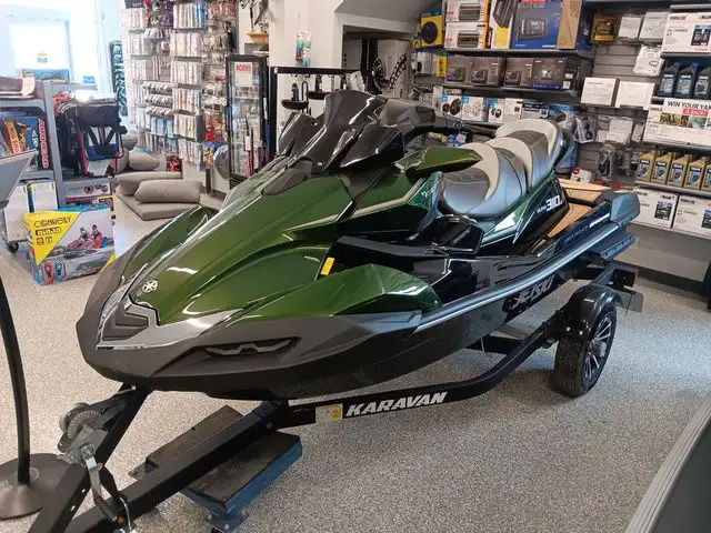 2024 Kawasaki Ultra 310LX in Personal Watercraft in Cornwall - Image 3