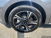 - ACCIDENT FREE - HEATED & COOLED LEATHER TRIMMED SEATS - HEATED 2ND ROW SEATS - HEATED STEERING WHE... (image 9)