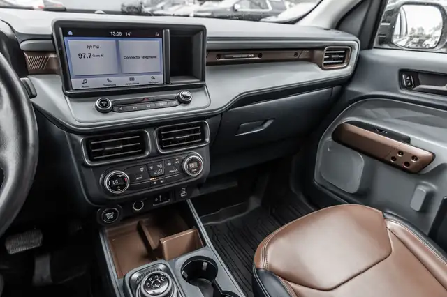 2022 Ford Maverick Lariat Awd 4X4 Crew Cab / Cuir / Toit Ouvrant in Cars & Trucks in City of Montréal - Image 22