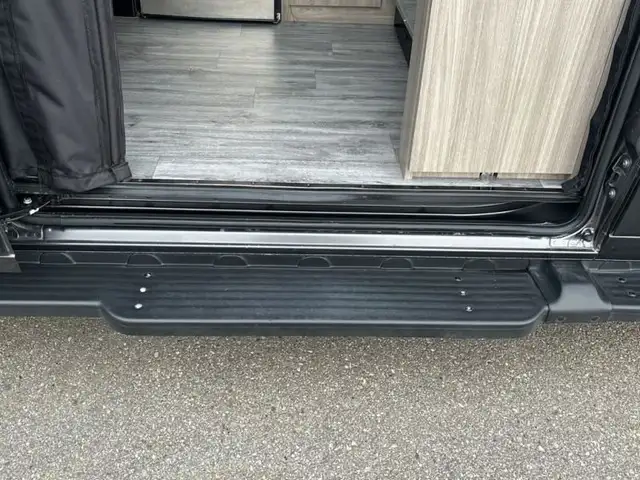 2024 Thor Dazzle 2LB in RVs & Motorhomes in Red Deer - Image 11