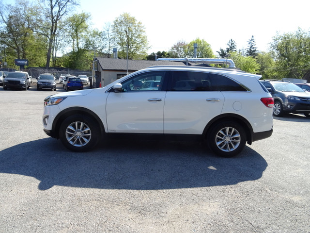 2017 Kia Sorento LX in Cars & Trucks in City of Toronto - Image 3