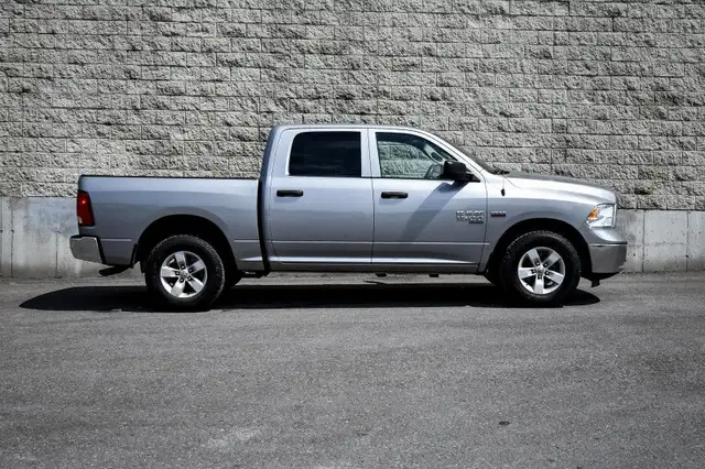 2023 Ram 1500 Classic SLT • POWER SEAT • REAR CAM in Cars & Trucks in Cornwall - Image 3