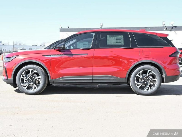 2025 Lincoln Nautilus Premiere in Cars & Trucks in Edmonton - Image 3