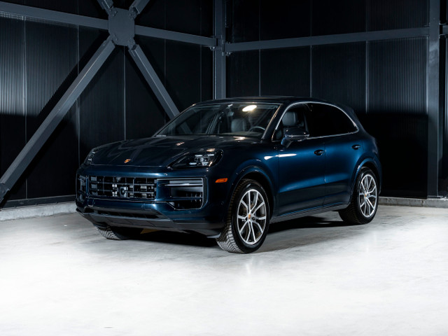2024 Porsche Cayenne 2024 Cayenne - Certifié Porsche Approved in Cars & Trucks in Québec City