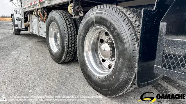 2019 WESTERN STAR 4700SB CRANE TRUCK WITH PLATFORM in Heavy Trucks in Chilliwack - Image 7