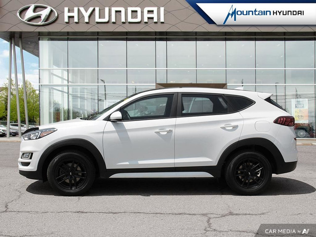 2020 HYUNDAI TUCSON ESSENTIAL FWD in Cars & Trucks in Hamilton - Image 3