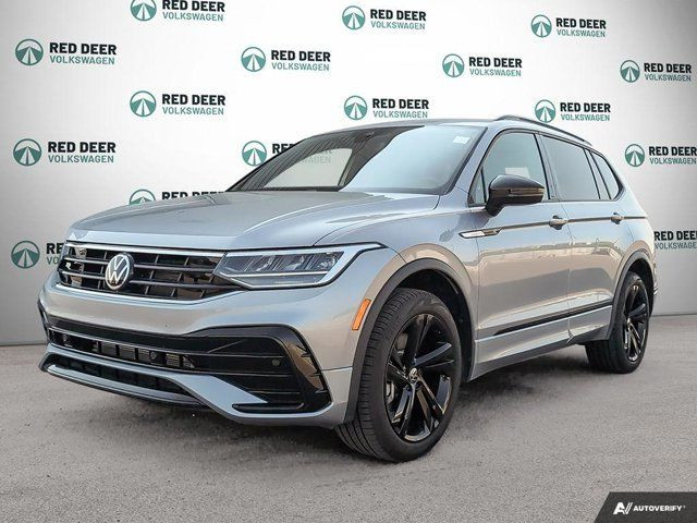 2024 Volkswagen Tiguan Comfortline R-Line MANAGER DEMO in Cars & Trucks in Red Deer