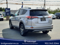 Awards:* IIHS Canada Top Safety Pick+ New Price! Silver 2017 Toyota RAV4 XLE AWD | Bluetooth | Autom... (image 6)
