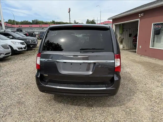 2015 Chrysler Town & Country S63815786312961123