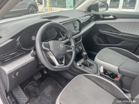 Former Daily Rental: Window Grid And Roof Mount Diversity Antenna, Wheels: 17 Silver Alloy, Variable... (image 9)