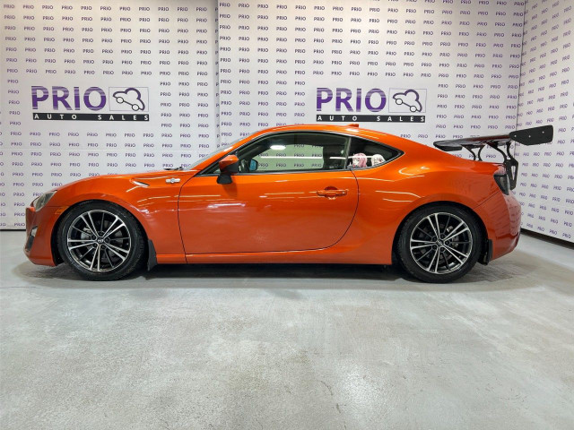 2015 Scion FR-S in Cars & Trucks in Ottawa - Image 2