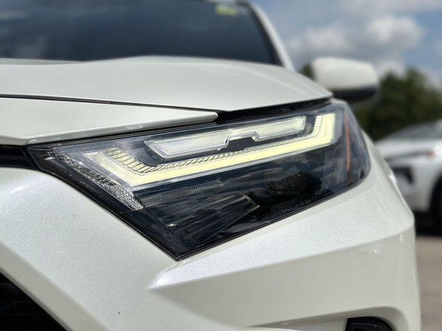 2022 Toyota RAV4 Hybrid SE | HYBRID | POWER TAILGATE | LOW KMS in Cars & Trucks in Stratford - Image 3