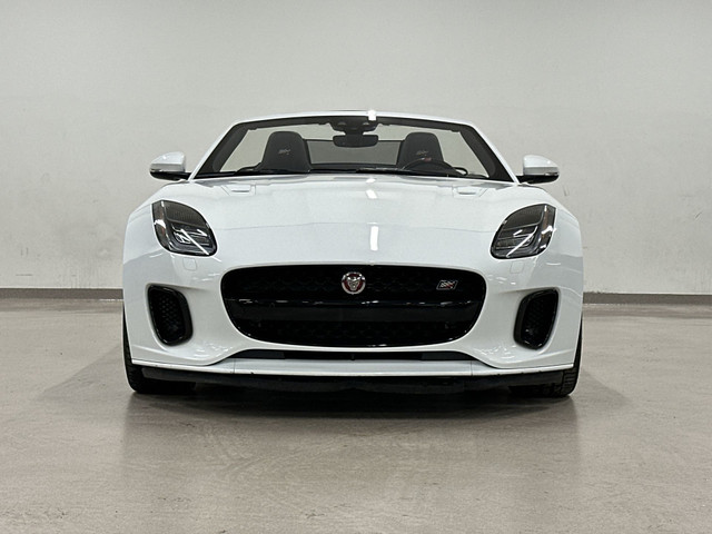 2020 Jaguar F-TYPE Convertible P380 Checkered Flag AWD in Cars & Trucks in City of Montréal - Image 3