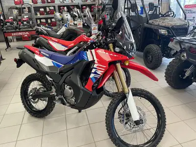 Engine Type: Single-Cylinder Displacement: 17.4 cu. in. (286 cc) Bore and Stroke: Bore: 2.99 in. (76...
