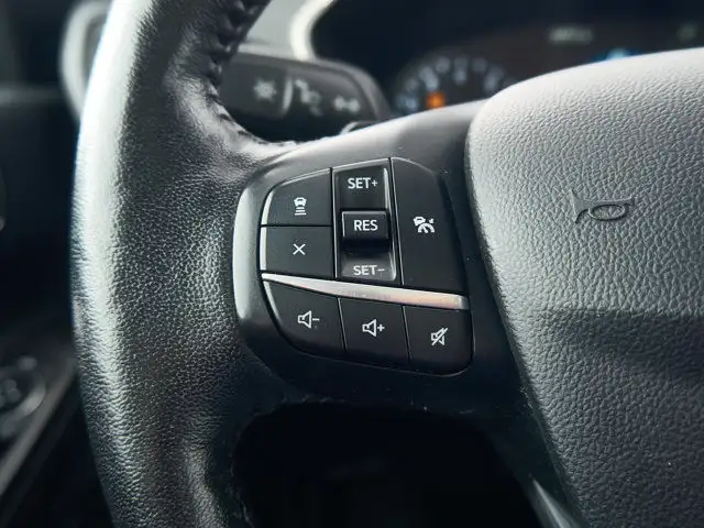 2020 Ford Escape SEL | Awd | Adaptive Cruise | Blindspot in Cars & Trucks in Edmonton - Image 16