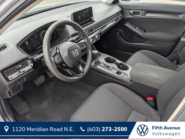 2022 Honda Civic Sedan LX CVT Sedan for sale dans Autos et camions dans Calgary - Image 11