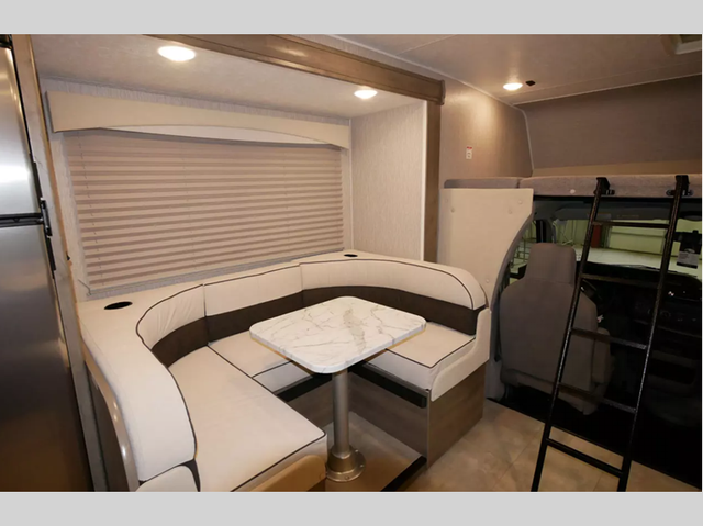 2023 Coachmen RV Freelander 23FS in RVs & Motorhomes in Kamloops - Image 5