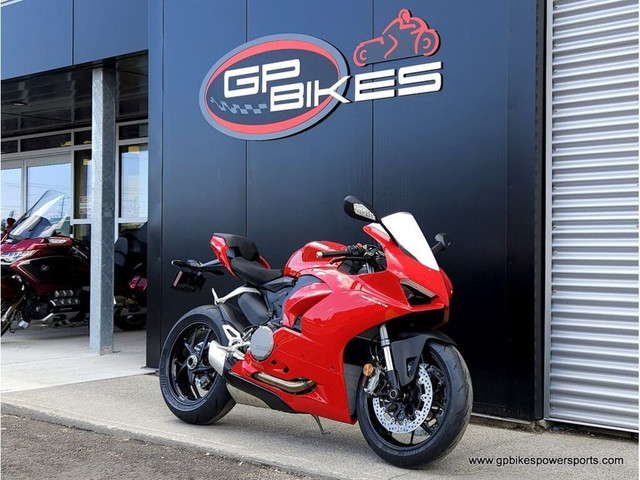  2024 Ducati Panigale V2 Red in Sport Bikes in Oshawa / Durham Region