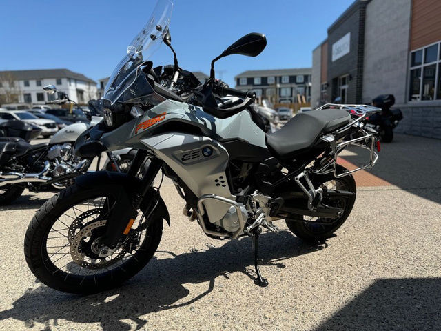 2020 BMW F 850 GS Adventure Ice Grey in Street, Cruisers & Choppers in London - Image 2