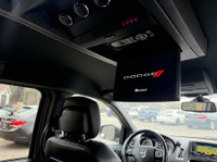 2019 DODGE GRAND CARAVAN SXT 35TH ANNIVERSARY EDITION LOADED NAVIGATION DUAL REAR DVD PLAYER LEATHER... (image 7)
