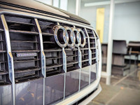 Comes equipped with: Power Trunk, Power Mirrors, Sunroof , Load Bearing Exterior Rack, Shark fin ant... (image 4)