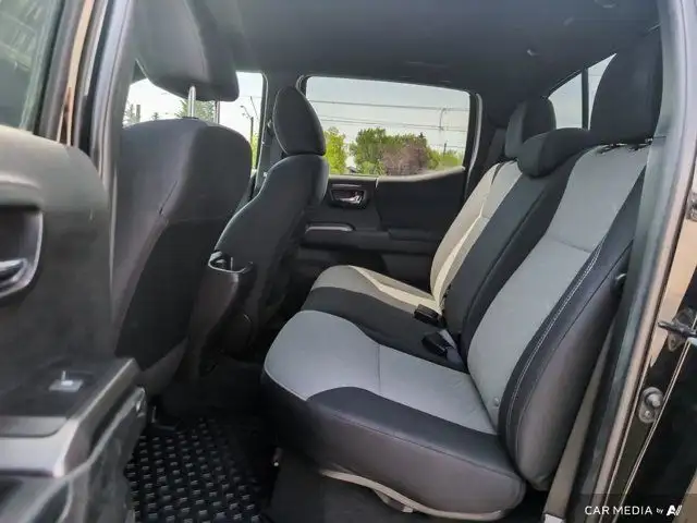 2022 Toyota Tacoma TRD Sport in Cars & Trucks in Calgary - Image 28
