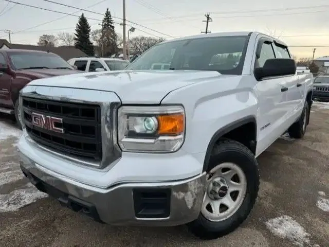 2015 GMC SIERRA K1500!! RARE ONE OWNER, NO ACCIDENTS & LOW KM!!!