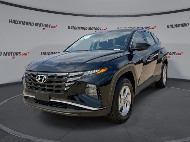 2022 Hyundai Tucson Essential in Cars & Trucks in Hamilton