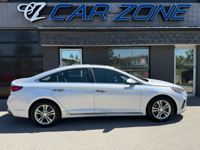 2018 Hyundai Sonata 2.4L Sport in Cars & Trucks in Calgary - Image 2