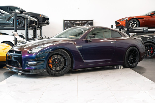 2014 Nissan GT-R in Cars & Trucks in Red Deer - Image 2