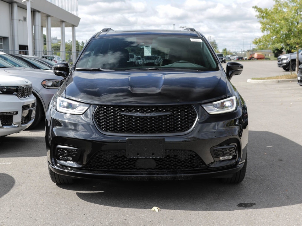 2022 Chrysler Pacifica LIMITED All-wheel Drive