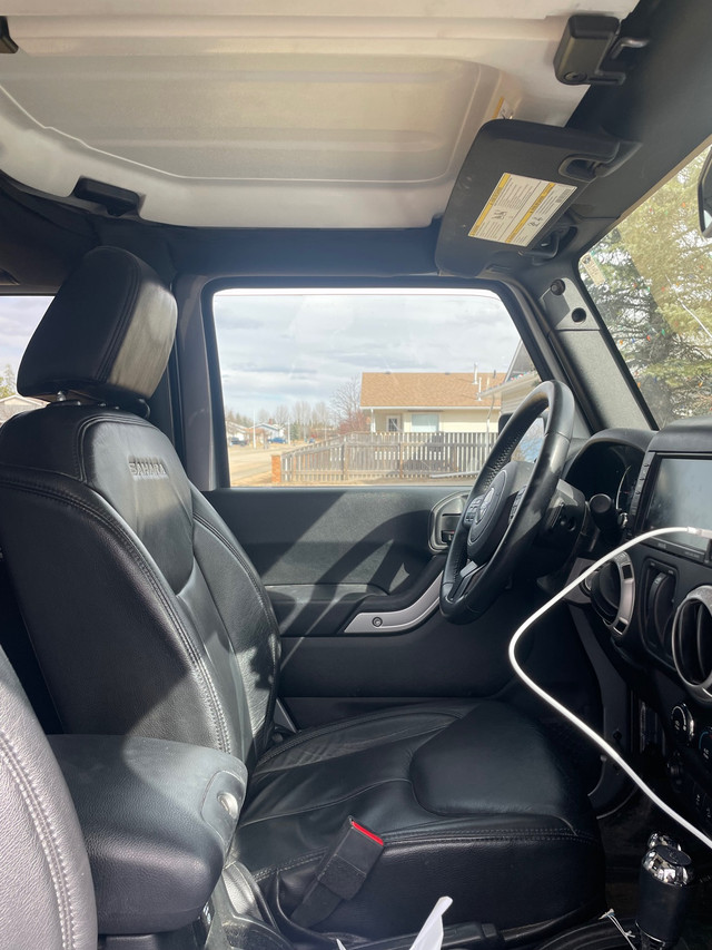 2018 Jeep Wrangler Sahara in Cars & Trucks in Edmonton - Image 4