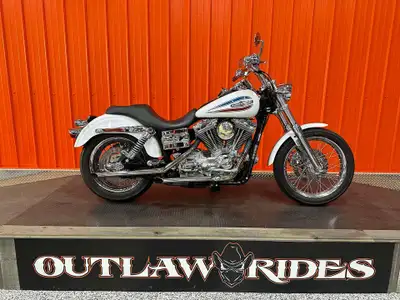 This rare Dyna FXD35 is number 1066/3500 Sturgis 35th anniversary built dyna. Powered by the twin ca...