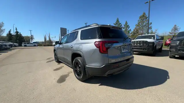 2022 GMC Acadia AT4 | Sunroof | Remote Start in Cars & Trucks in Edmonton - Image 10