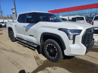 2024 Toyota Tundra 4x4 Crewmax Limited Hybrid, 3.5L V6 Hybrid, Leather Heated/Ventilated Front Seats... (image 7)