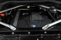 Options Francais: * Ensemble Essentiel Premium * Graphite Foncé Métallisé * Sensafin Noir avec surpi... (image 9)