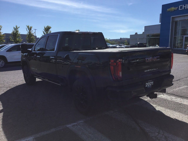 2021 GMC Sierra 2500HD in Cars & Trucks in Oshawa / Durham Region - Image 3