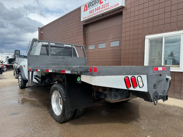 2012 Dodge Ram 5500HD SLT 12 FT Flatbed Truck w/ VMAC in Cars & Trucks in Calgary - Image 3